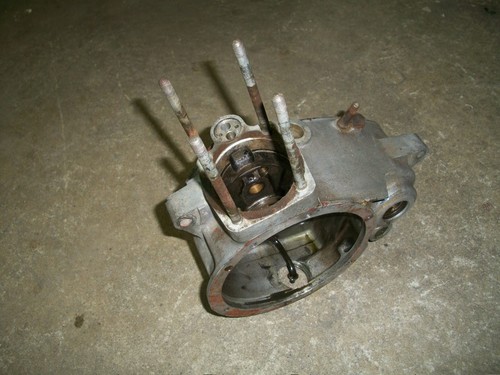 Triumph engine case tiger cub - engine,