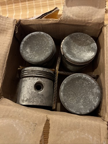 Austin morris pistons 16879 - pistons, ae