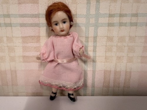 Artisan dolls house miniature - artisan,