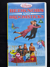 Disney Vintage Bedknobs and Broomsticks VHS Angela Landbury