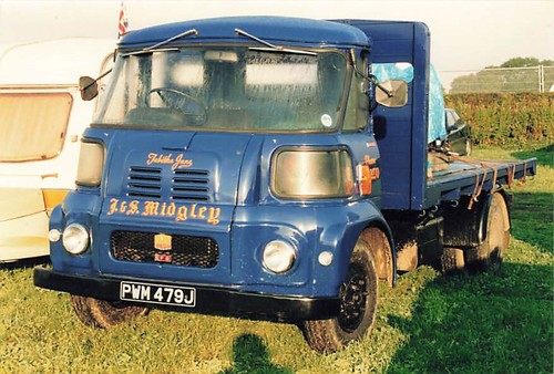 Old truck vintage photo - old,