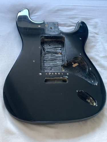 Black used electric guitar - black,