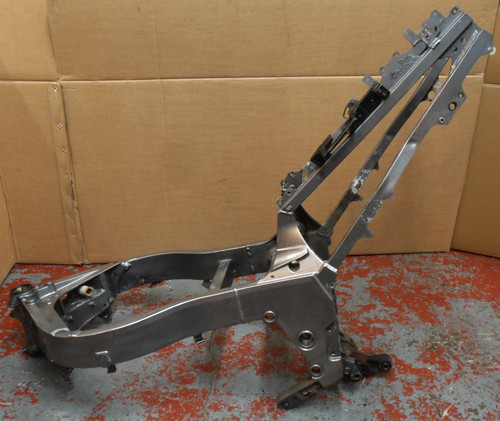 Kawasaki zzr1100 frame - kawasaki,