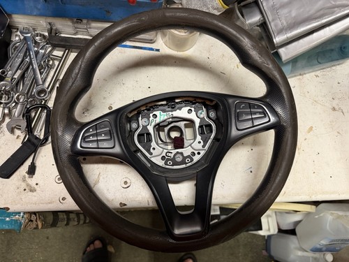 Mercedes w447 steering - mercedes,