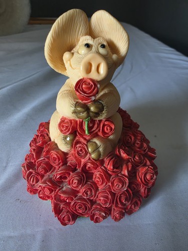 Lovely piggin love - "piggin', love"