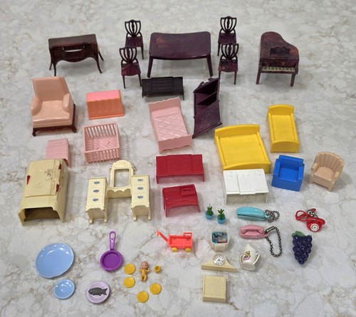 Vintage renwal dollhouse - vintage,