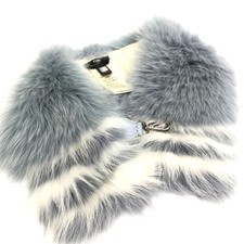 FENDI FNG426 Fur tippet with