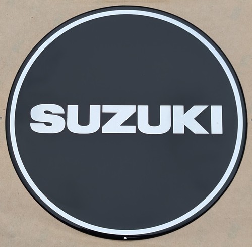 Suzuki engine cover emblem - cover,