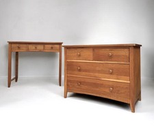 LIGHT SOLID OAK CHEST OF 4