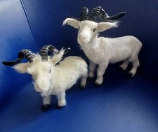 Goat Figurines. Billy and kid. set. Plush finish. Ex condition. Gift. Rare. 