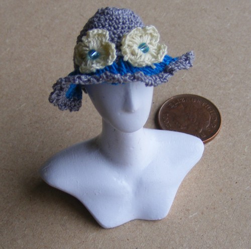 Dolls house ladies - house,