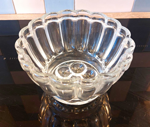 Vintage clear glass pint - glass,
