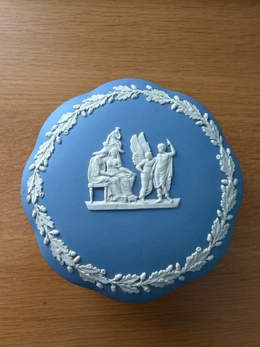 Blue wedgewood jasperware - blue,