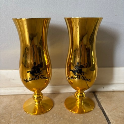 Set gold medieval times - of,
