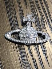 Designer, Brand New! Vivienne