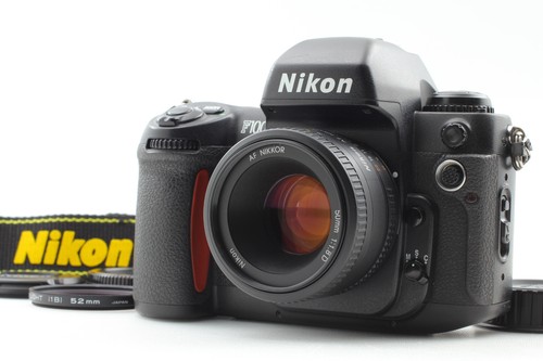 Sticky mint strap nikon - no, sticky[mint