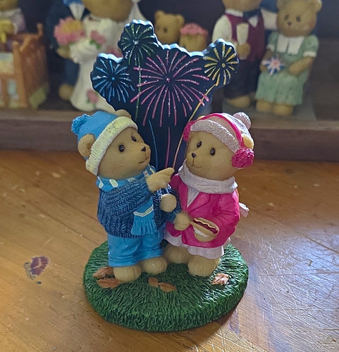 Avon keepsake teddies - keepsake,