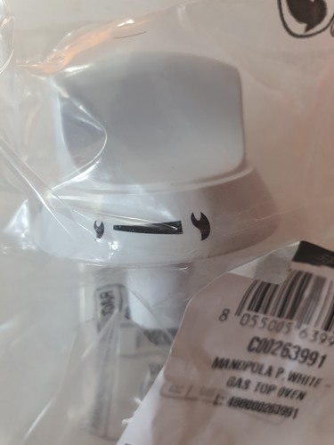 Genuine hotpoint gas top - top, oven
