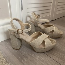 Women’s Size 4 UK Beige Gold Heels / 37 EU