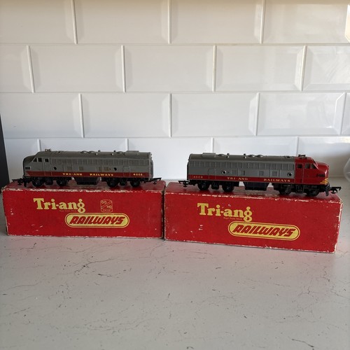 Hornby r55 red silver - r55/57, red/silver