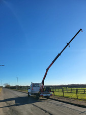 Oxfordshire hiab hire, hot tub mover, large safe, sauna mover, local movers