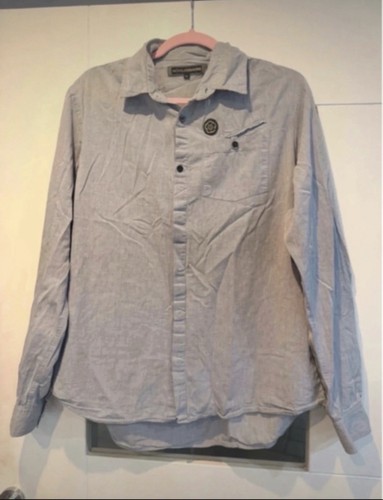 Nicholas deakins grey tshirt - nicholas,