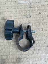 B & Q   TRY26PGTA 26cc Grass Strimmer Drive Shaft Clamp