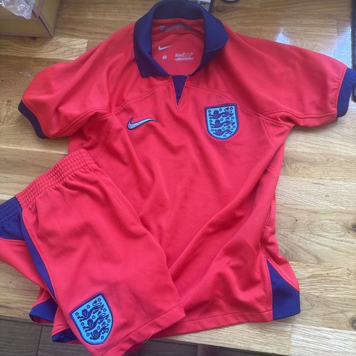 England boys away - boys, football