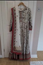 Pakistani White With Red