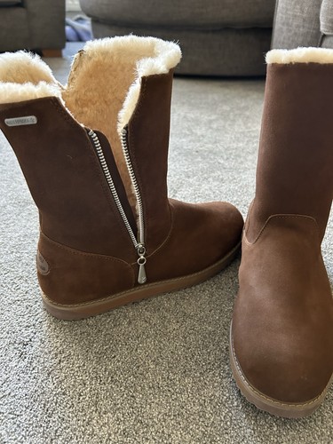 Emu gravelly w11561 - gravelly,