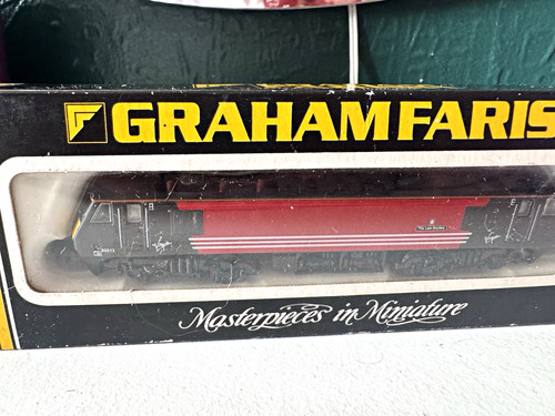 Graham farish gauge class - farish,