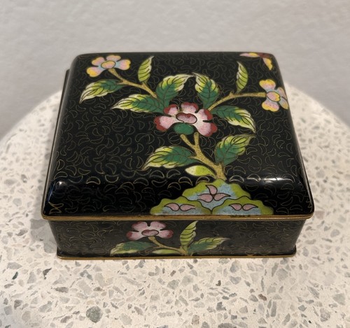 Antique chinese black gold - black,
