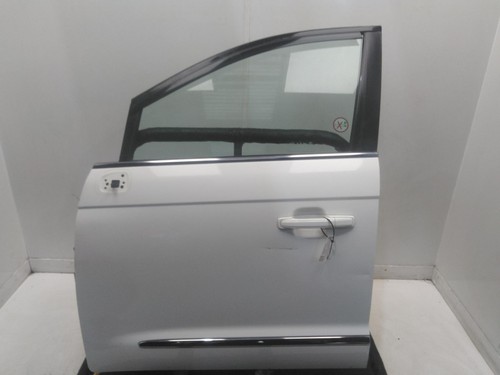 Ssangyong rodius left front - rodius,