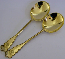 124g STERLING SILVER GILT BURKE FAMILY CRESTED SERVING SPOONS 1907 ANTIQUE