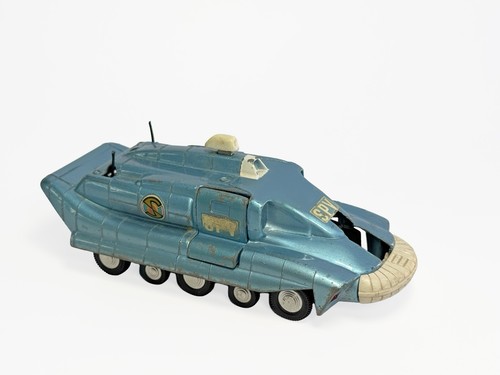 Dinky toys 104 captain scarlet - dinky,