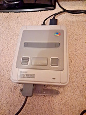 Super Ninetendo SNES Classic Mini, 21 games, 2 controllers, tested/working