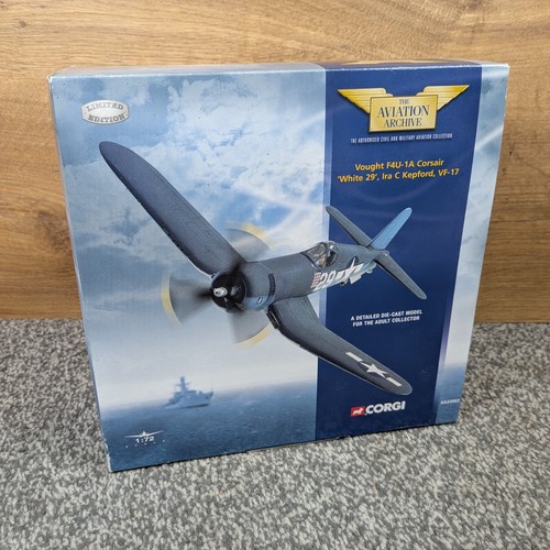 Corgi aa33002 vought f4u - corgi, f4u-1a