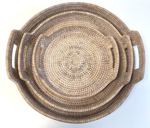 Round rattan tray with - round,