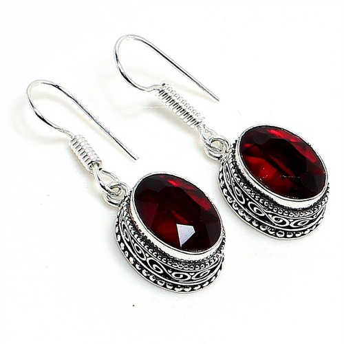 Mozambique garnet gemstone - garnet,