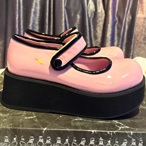 New demonia uk 5 - new, us
