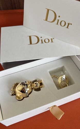 Dior novelty charm - dior, bear