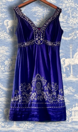 Beautiful vintage monsoon size - beautiful,