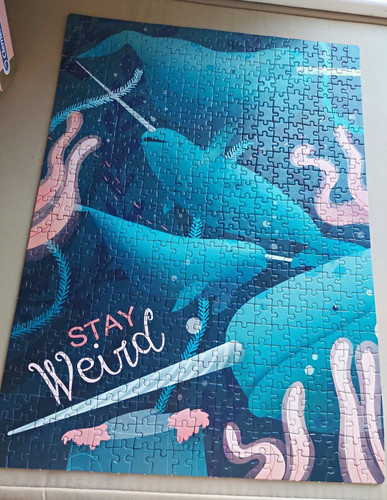 Clementoni stay weird - clementoni,