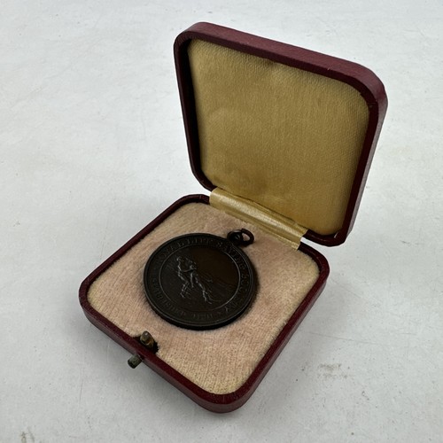 Bronze 1935 royal life - royal, saving