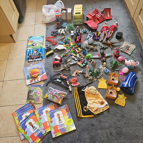Small carboot mixed items - -,