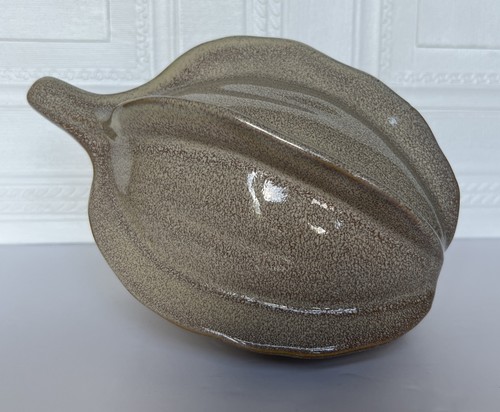 Contemporary ceramic organic