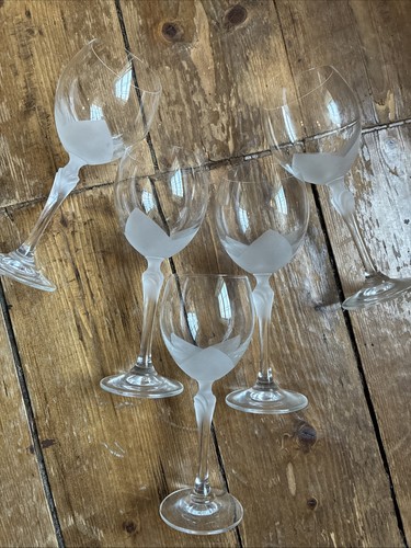 Rona lily frosted - wine, glasses