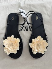 Zara Flat Sandals With Flowers