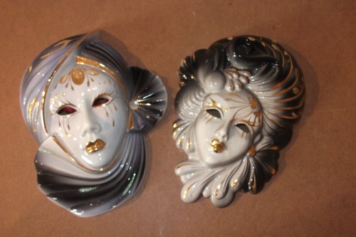 Two grey blue gilt - grey/blue, +gilt