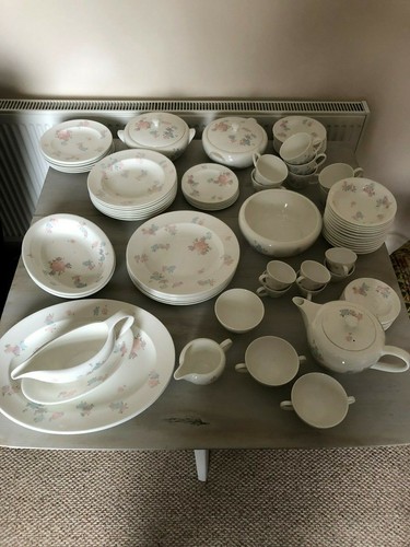 Wedgwood fragrant rose dinner - rose,